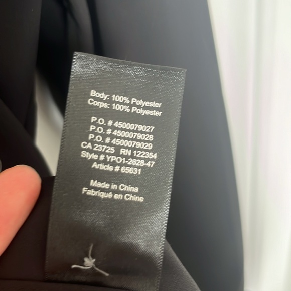 Aritzia black Babaton blouse - Picture 4 of 5